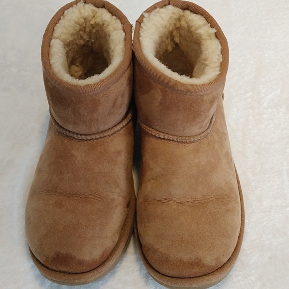 UGG Shoes - UGG Women's Classic Mini II